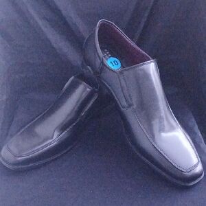 Perry Ellis Men's Black Leather Slip-On Dress Shoes